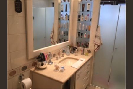 Casa de condomínio à venda com 111m², 3 quartos e 2 vagas