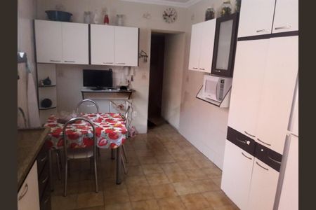 Casa à venda com 250m², 3 quartos e 2 vagas