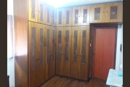 Casa à venda com 250m², 3 quartos e 2 vagas