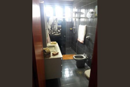 Casa à venda com 250m², 3 quartos e 2 vagas