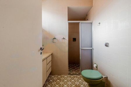 Casa à venda com 241m², 4 quartos e 4 vagas