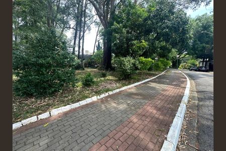 Casa à venda com 241m², 4 quartos e 4 vagas