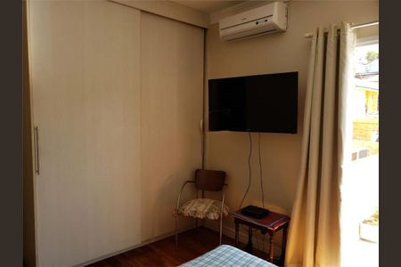 Casa à venda com 176m², 3 quartos e 3 vagas