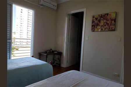 Casa à venda com 3 quartos, 176m² em Vila Ipojuca, São Paulo