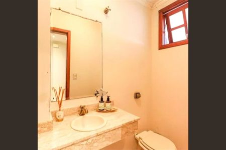 Casa de condomínio à venda com 196m², 3 quartos e 2 vagas