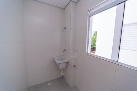 Apartamento à venda com 43m², 2 quartos e sem vaga Apartamento à venda com 43m², 2 quartos e sem vagaCozinha e Área de Serviço