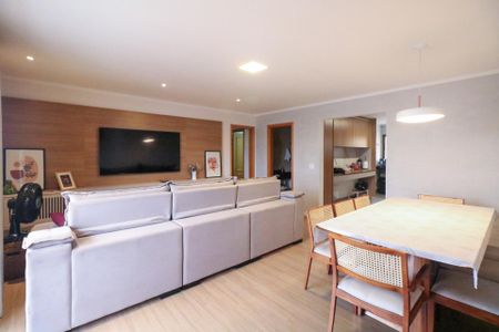 Apartamento à venda com 135m², 4 quartos e 2 vagas Apartamento à venda com 135m², 4 quartos e 2 vagasSala