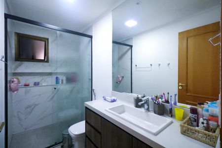 Apartamento à venda com 135m², 4 quartos e 2 vagas Apartamento à venda com 135m², 4 quartos e 2 vagasBanheiro Social