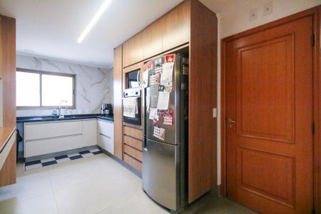 Apartamento à venda com 135m², 4 quartos e 2 vagas Apartamento à venda com 135m², 4 quartos e 2 vagasCozinha