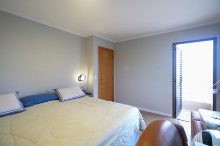 Apartamento à venda com 135m², 4 quartos e 2 vagas Apartamento à venda com 135m², 4 quartos e 2 vagasSuíte 4