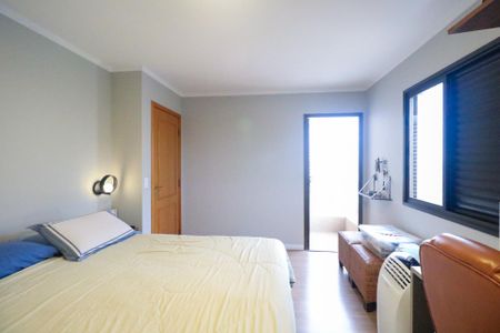Apartamento à venda com 135m², 4 quartos e 2 vagas Apartamento à venda com 135m², 4 quartos e 2 vagasSuíte 4