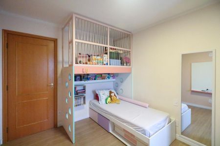 Apartamento à venda com 135m², 4 quartos e 2 vagas Apartamento à venda com 135m², 4 quartos e 2 vagasQuarto 2