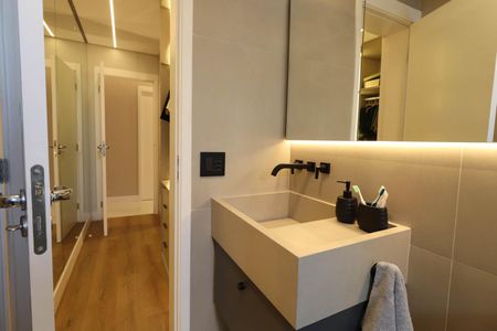 Apartamento à venda com 112m², 3 quartos e 2 vagas Apartamento à venda com 112m², 3 quartos e 2 vagasBanheiro 2 da Suíte 2