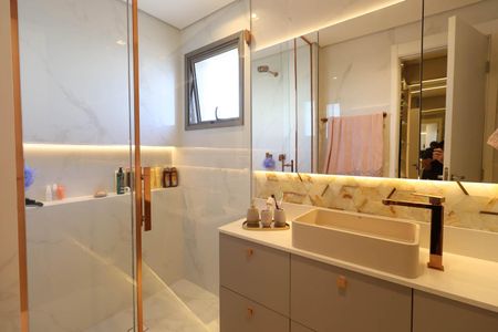 Apartamento à venda com 112m², 3 quartos e 2 vagas Apartamento à venda com 112m², 3 quartos e 2 vagasBanheiro da Suíte 2