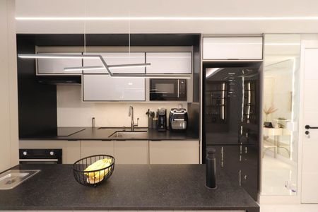 Apartamento à venda com 112m², 3 quartos e 2 vagas Apartamento à venda com 112m², 3 quartos e 2 vagasÁrea de Serviço