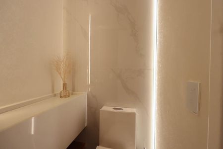 Apartamento à venda com 112m², 3 quartos e 2 vagas Apartamento à venda com 112m², 3 quartos e 2 vagasLavabo da sala