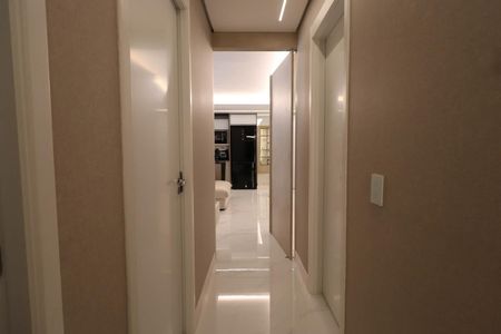 Apartamento à venda com 112m², 3 quartos e 2 vagas Apartamento à venda com 112m², 3 quartos e 2 vagasCorredor