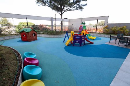 Apartamento à venda com 112m², 3 quartos e 2 vagas Apartamento à venda com 112m², 3 quartos e 2 vagasÁrea comum - Playground