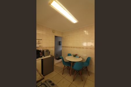 Apartamento à venda com 64m², 2 quartos e 1 vagaCozinha e Área de Serviço