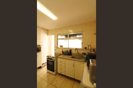 Apartamento à venda com 64m², 2 quartos e 1 vagaCozinha e Área de Serviço