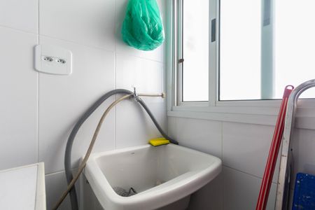 Apartamento à venda com 60m², 3 quartos e 1 vagaÁrea de Serviço