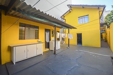 Casa à venda com 460m², 2 quartos e 3 vagas Casa à venda com 460m², 2 quartos e 3 vagasÁrea de Serviço