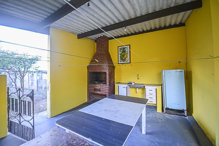 Casa à venda com 460m², 2 quartos e 3 vagas Casa à venda com 460m², 2 quartos e 3 vagasChurrasqueira