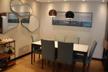 Apartamento à venda com 78m², 2 quartos e 2 vagas Apartamento à venda com 78m², 2 quartos e 2 vagasSala