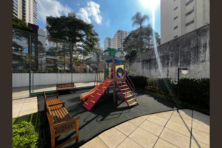 Apartamento à venda com 64m², 2 quartos e 3 vagasÁrea comum - Playground