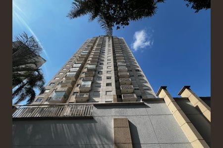Apartamento à venda com 64m², 2 quartos e 3 vagasFachada