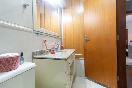 Casa à venda com 160m², 2 quartos e 2 vagas Casa à venda com 160m², 2 quartos e 2 vagasBanheiro 1