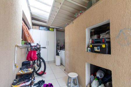 Casa à venda com 160m², 2 quartos e 2 vagas Casa à venda com 160m², 2 quartos e 2 vagasÁrea de Serviço