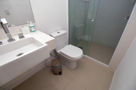 Casa de condomínio à venda com 350m², 3 quartos e 2 vagas Casa de condomínio à venda com 350m², 3 quartos e 2 vagasBanheiro/Suite