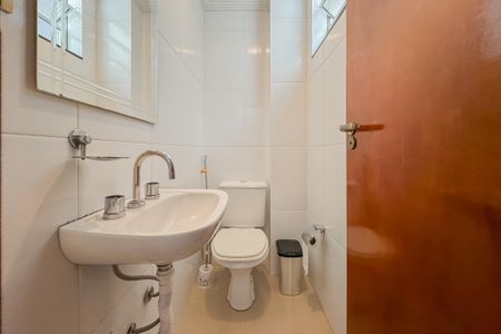 Apartamento à venda com 118m², 2 quartos e sem vaga Apartamento à venda com 118m², 2 quartos e sem vagaLavabo