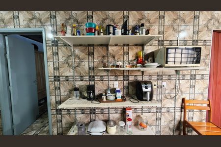 Casa à venda com 125m², 4 quartos e 2 vagas Casa à venda com 125m², 4 quartos e 2 vagasCozinha