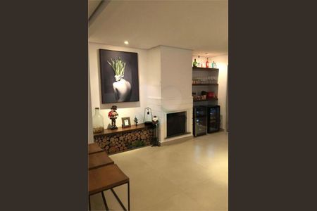 Casa à venda com 3 quartos, 318m² em Santo Amaro, São Paulo