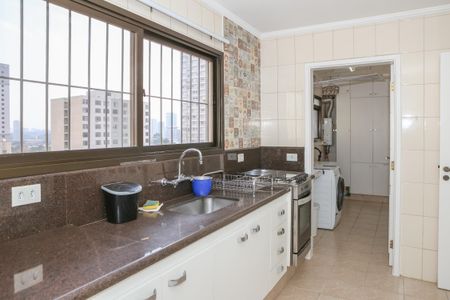 Apartamento à venda com 106m², 2 quartos e 2 vagas Apartamento à venda com 106m², 2 quartos e 2 vagasCozinha
