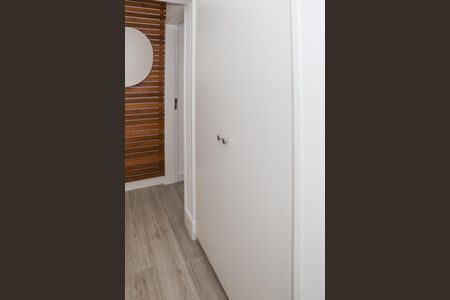 Apartamento à venda com 106m², 2 quartos e 2 vagas Apartamento à venda com 106m², 2 quartos e 2 vagasCorredor