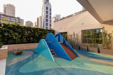 Apartamento à venda com 166m², 3 quartos e 2 vagas Apartamento à venda com 166m², 3 quartos e 2 vagasÁrea comum - Playground