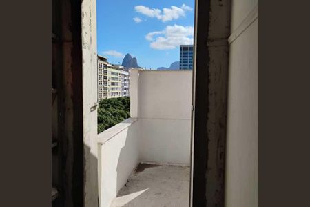 Apartamento à venda com 111m², 2 quartos e sem vaga