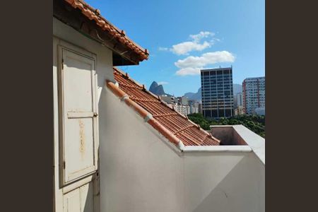 Apartamento à venda com 111m², 2 quartos e sem vaga