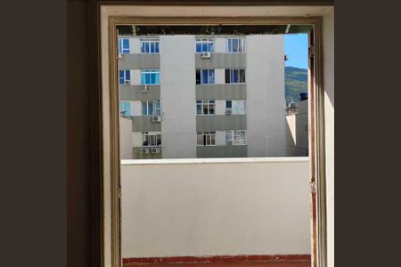Apartamento à venda com 111m², 2 quartos e sem vaga