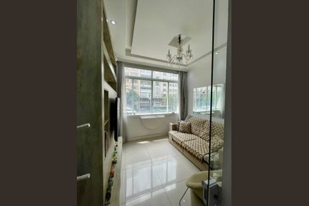 Apartamento à venda com 32m², 1 quarto e sem vaga Apartamento à venda com 32m², 1 quarto e sem vagaSala