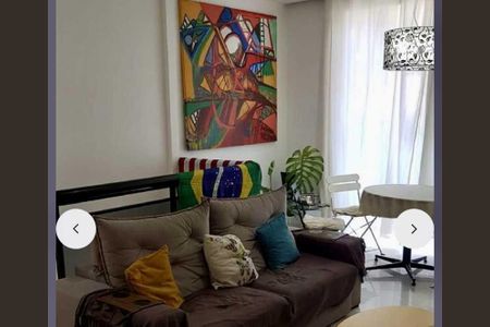 Casa à venda com 80m², 3 quartos e sem vaga