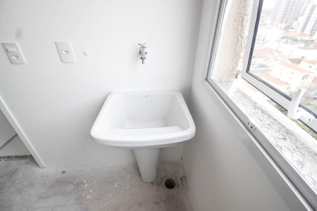 Apartamento à venda com 28m², 1 quarto e sem vaga Apartamento à venda com 28m², 1 quarto e sem vagaÁrea de serviço