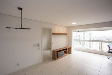 Apartamento para alugar com 40m², 1 quarto e 1 vagaSala/Cozinharviço