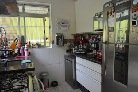 Casa à venda com 280m², 5 quartos e 3 vagasCozinha