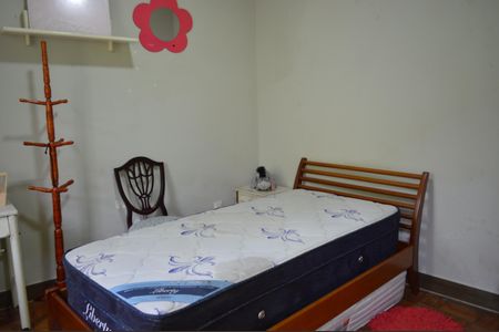 Casa à venda com 280m², 5 quartos e 3 vagasQuarto de Serviço