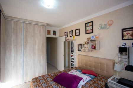 Casa à venda com 275m², 4 quartos e 2 vagasQuarto 1