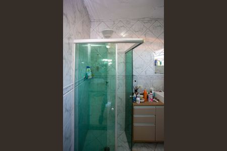 Casa à venda com 275m², 4 quartos e 2 vagasBanheiro da Suíte